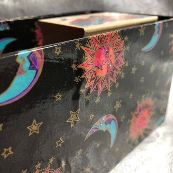 Laurel Burch Stamp Kit Box - Picture 13 of 16